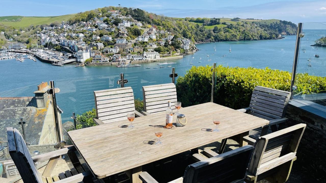 Out To Sea - Stunning Views, Elevated Position With Onsite Parking Dartmouth Exterior foto