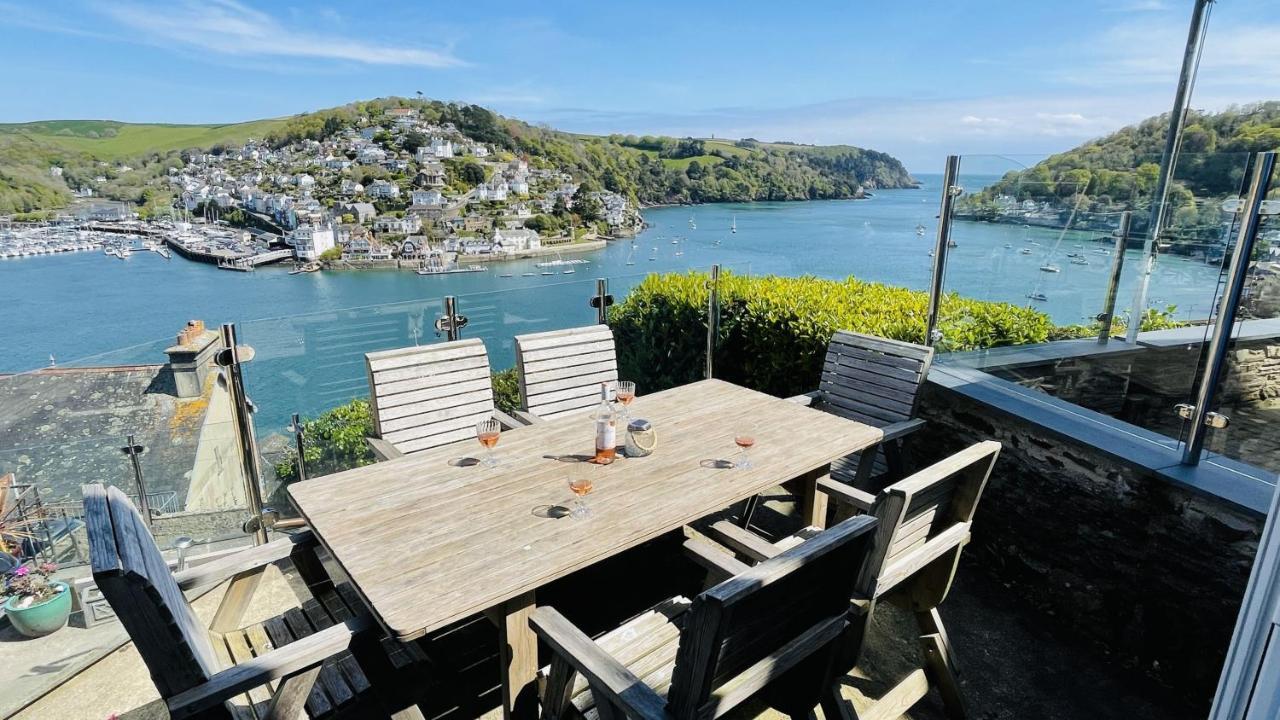 Out To Sea - Stunning Views, Elevated Position With Onsite Parking Dartmouth Exterior foto