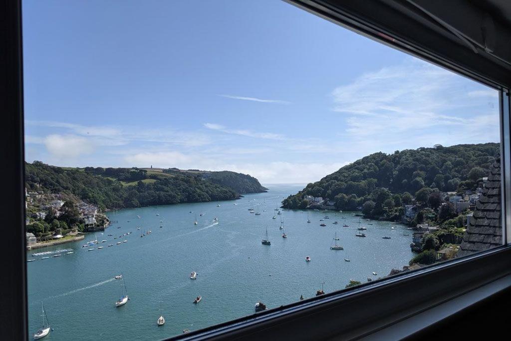 Out To Sea - Stunning Views, Elevated Position With Onsite Parking Dartmouth Exterior foto